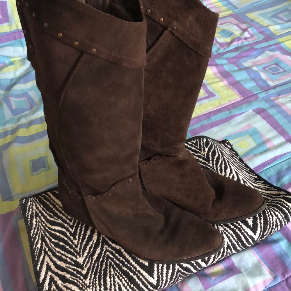 Brown suede brad embellishments cowgirl boots ,